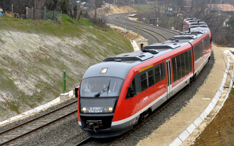 Jó pár vasúti vonalon meglepődnek az utazók