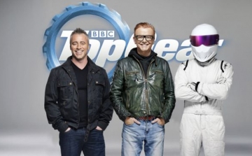 A Jóbarátok egykori sztárja lesz a Top Gear egyik műsorvezetője