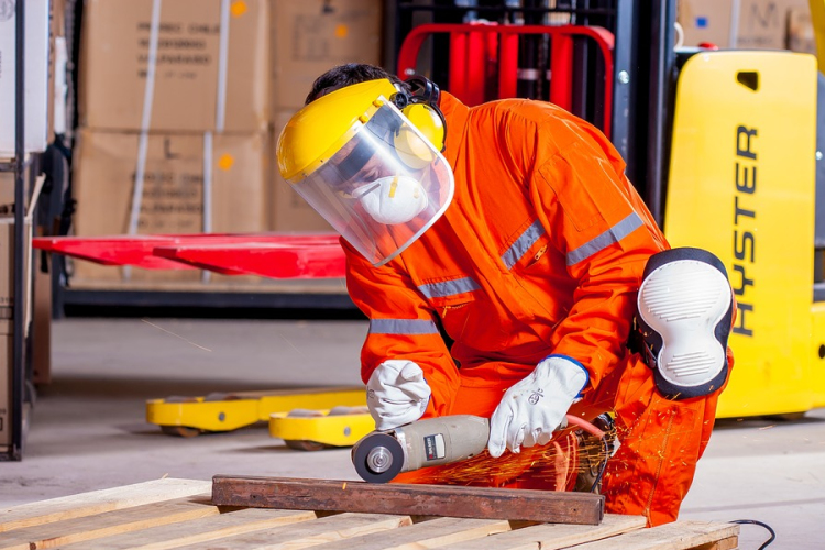 Újabb komoly kihívás előtt a hazai foglalkoztatás